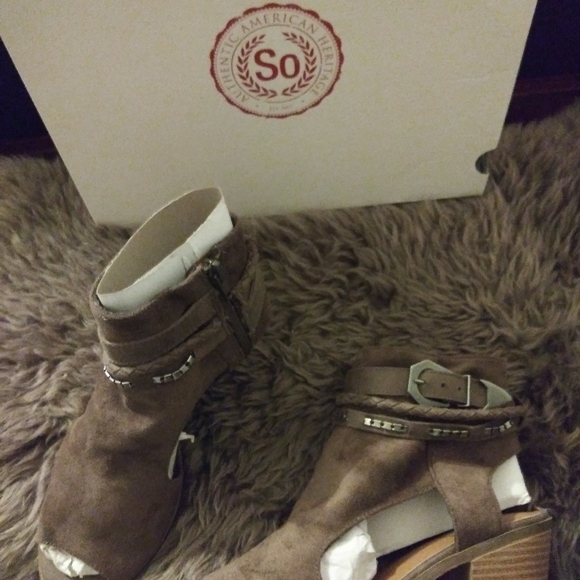 Booties - Picture 2 of 3